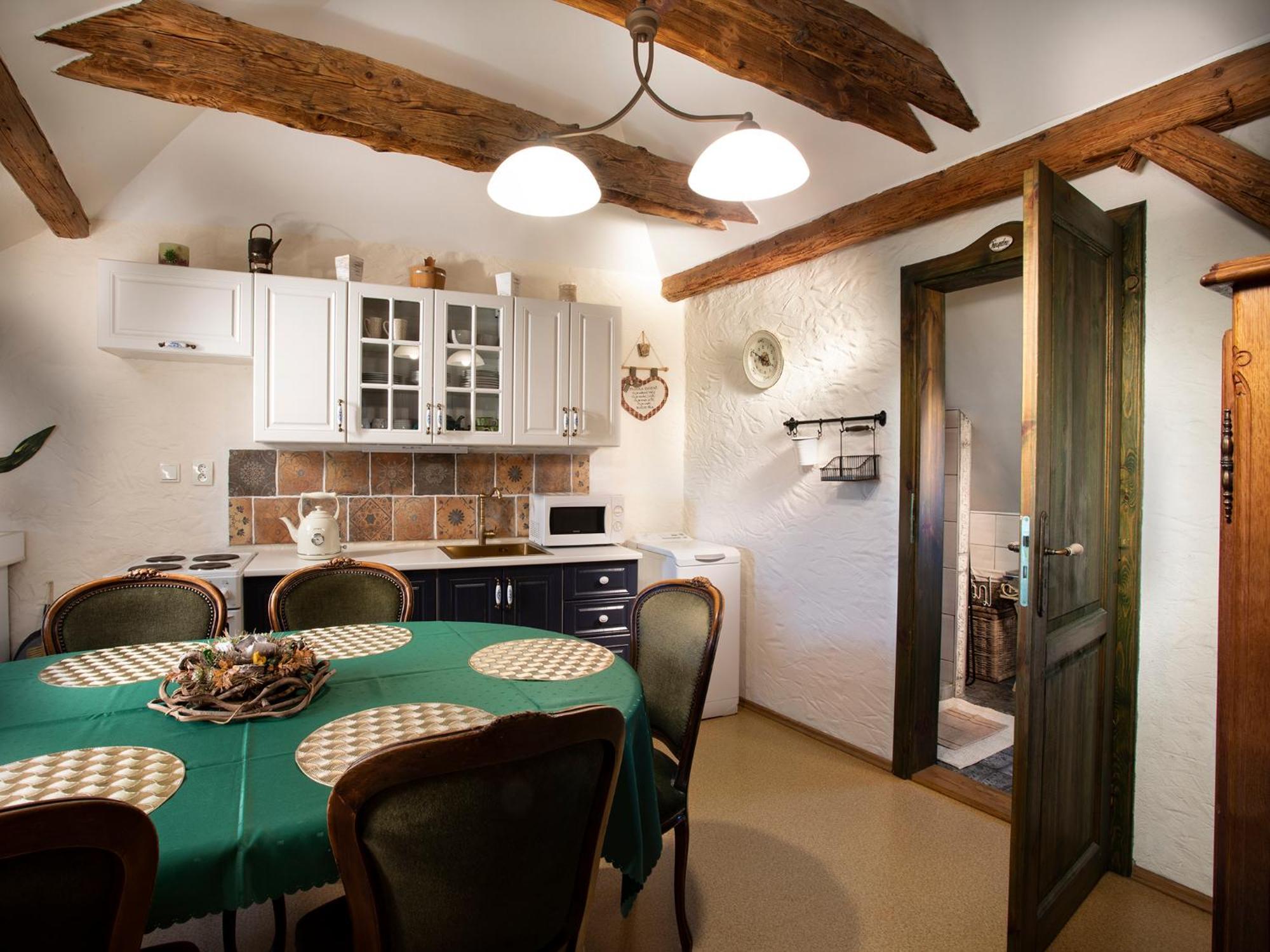 Lichtenstein Lva Apartman Breclav Ngoại thất bức ảnh